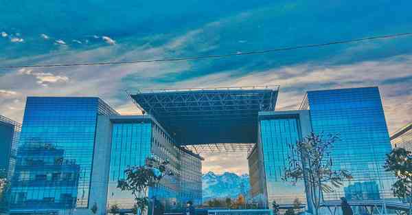 短视频运营搞笑文案_短视频运营搞笑段子大全