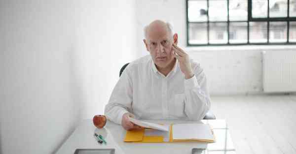 做短视频好还是做直播好_做短视频好还是做中视频比较好