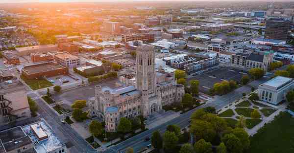 短视频运营专业公司_短视频运营专员薪资